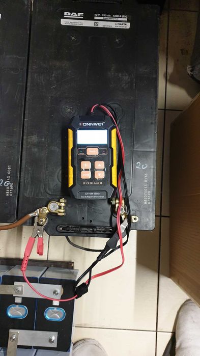 Sprzedam akumulator 230Ah 1200A