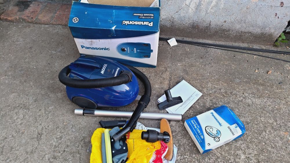Odkurzacz Panasonic MC-E7111