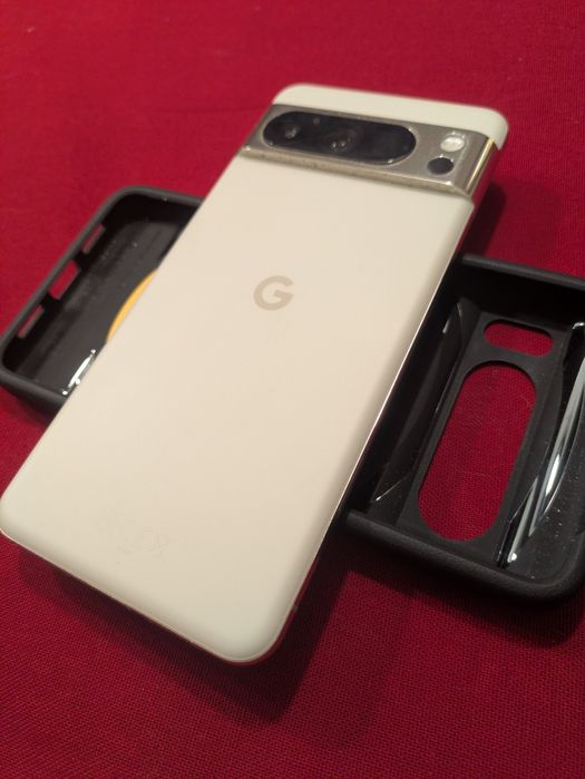 Google Pixel 8 Pro 5G 12/128GB Beżowy (Porcelain)