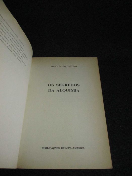 Livro Os Segredos da Alquimia Arnold Waldstein