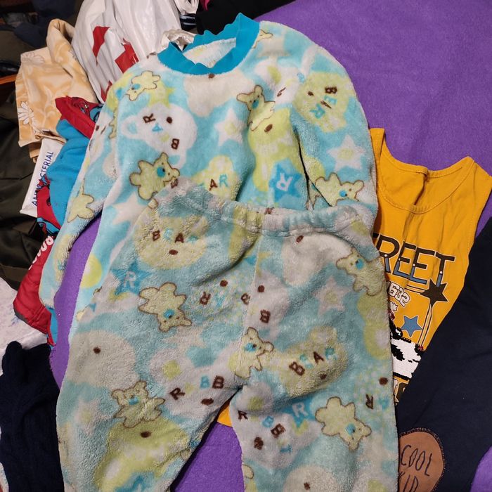 Віддам даром речі на хлопчика