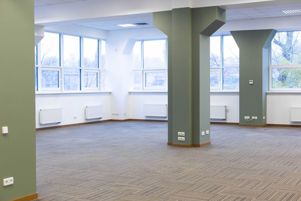 OpenSpace (535 m2) в сучасному бізнес центрі, окремий вхід, без %