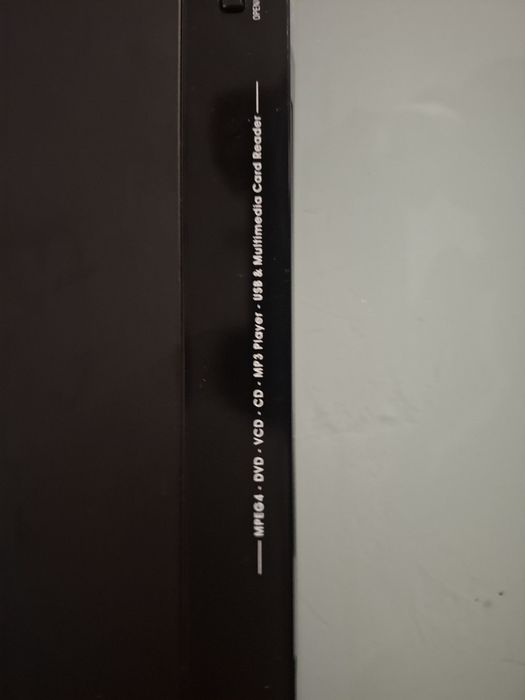 Leitor DVD i-Joy com USB e SD Card