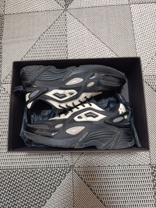Raf Simons cylon 21