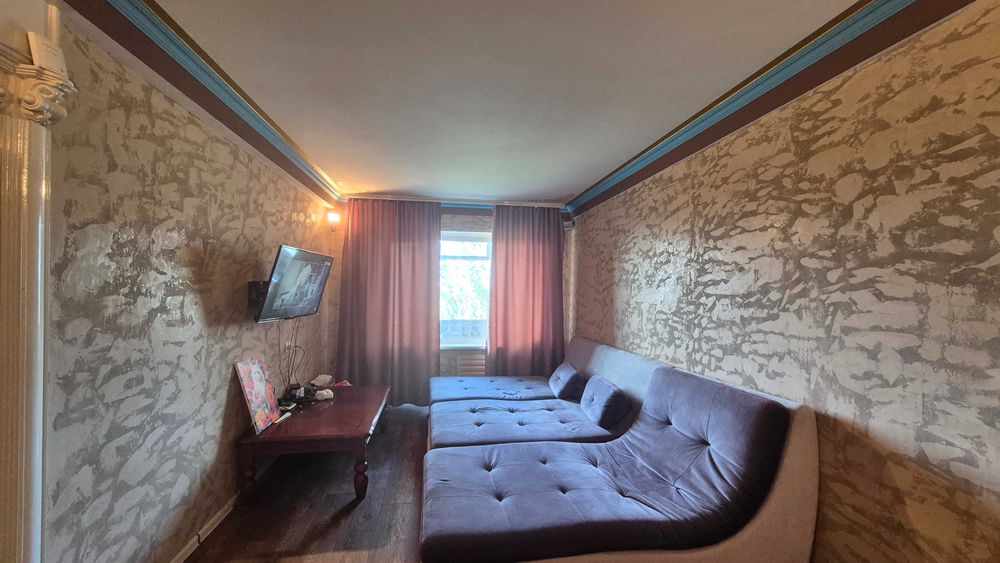 *Продаж 3-х кімнатної квартири по вул. Авраменка, Шевченківський район