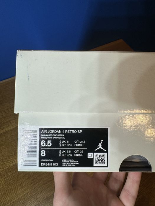 Air Jordan 4 Pine Green w rozmiarze 39