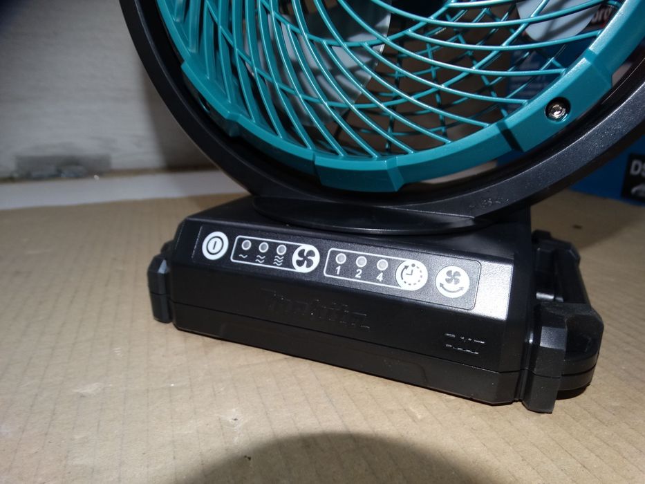 Wentylator akumulatorowy makita CF101D