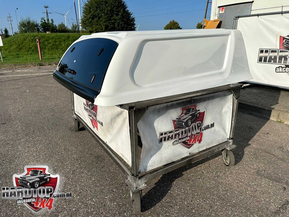 Zabudowa Toyota Hilux+ HARDTOP na pakę 2016+ NOWA
