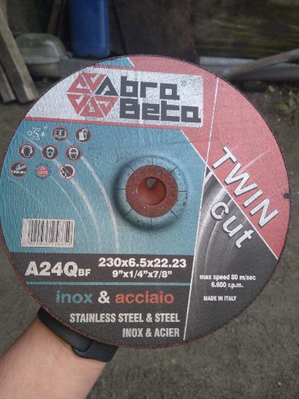 Sprzedam  tarcze 230 do szlifowania stali