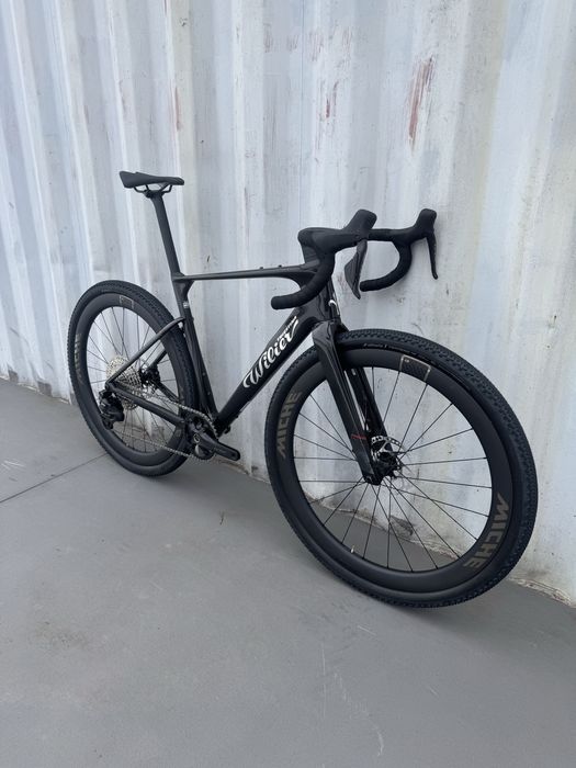 Rower gravelowy Wilier Rave SLR ID2 rozm M GRX Di2 Glitch Black