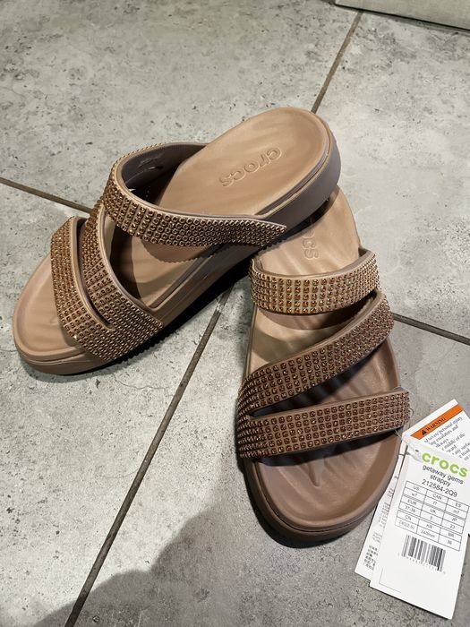 Crocs getaway gems strappy.Розмір w7,наш 37.Нереально блискучі,ексклюзив