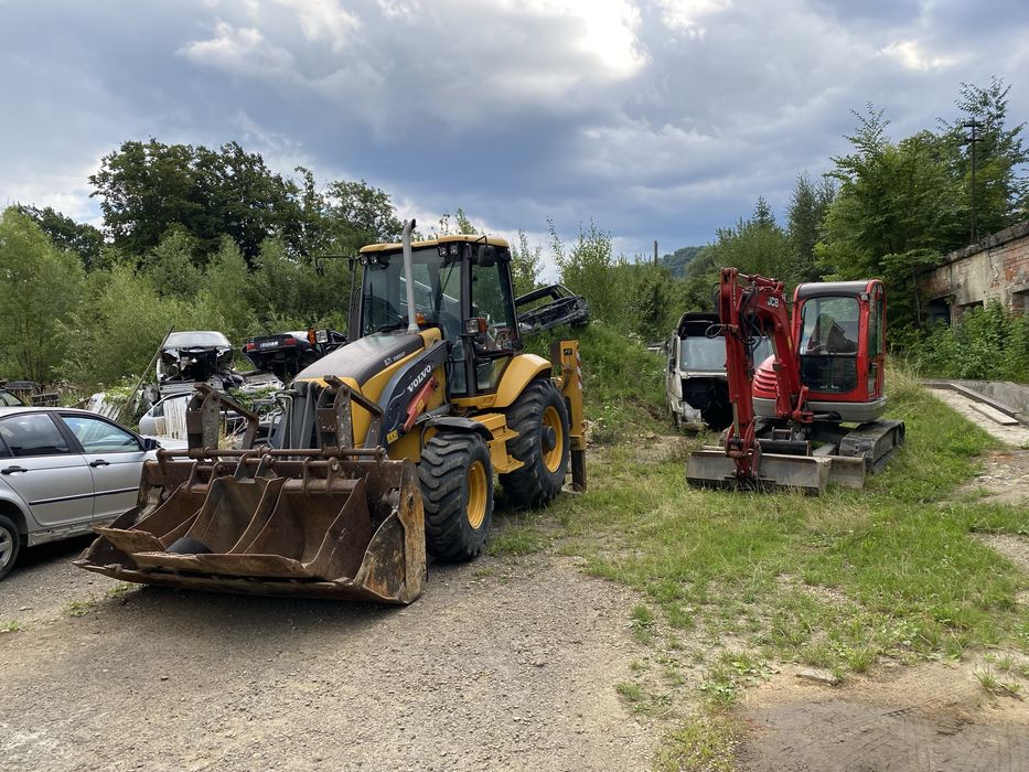 Кращий в Україні Volvo BL71 стан ІДЕАЛ понвий комплект 4 ковші+вила..