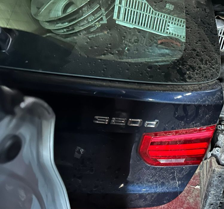 Tampo da mala Bmw f31 completa