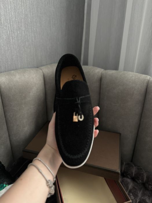 Лоферы женские черные loro piana