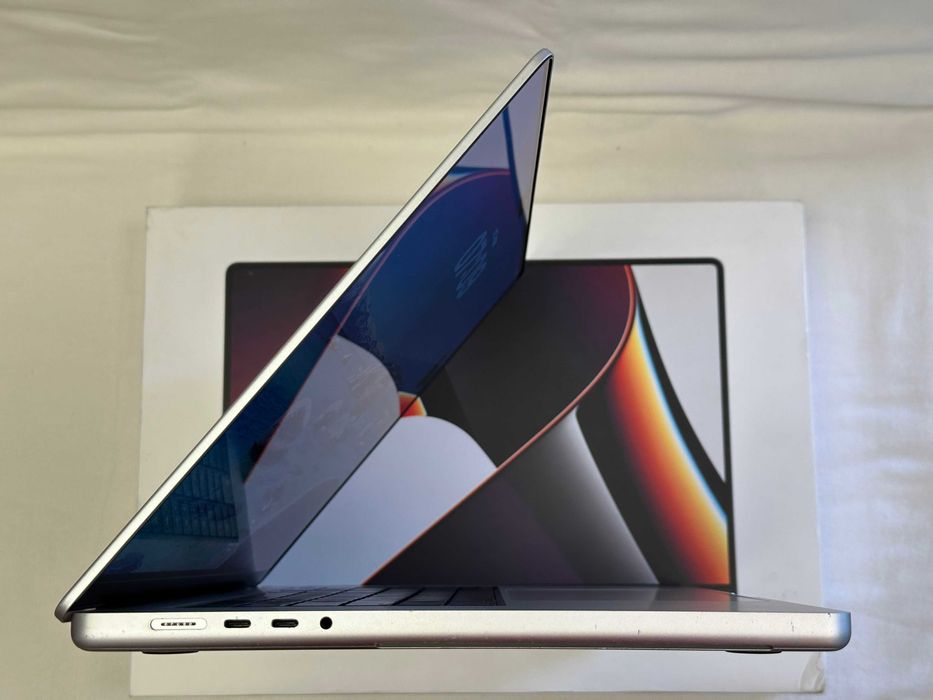 MacBook Pro 16.2” M1 Pro(2021), 16RAM/500Gb SSD, 94% батарея