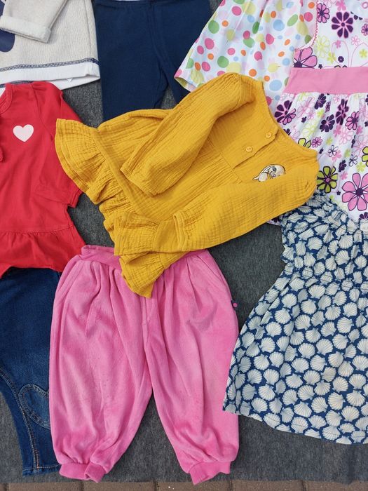 Zestaw paka body, sukienka, bluzka, spodnie H&M rozmiar 68
