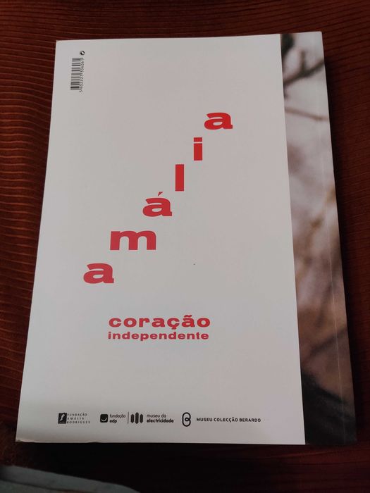 AMÁLIA: Coração Independente (Livro)