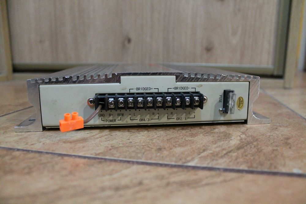 Wzmacniacz samochodowy McFun B-Force 800
