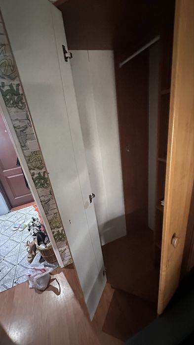 sprzedam szafę rogową 80cmx2m
