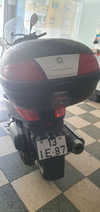 Yamaha Black X-Max 125cc