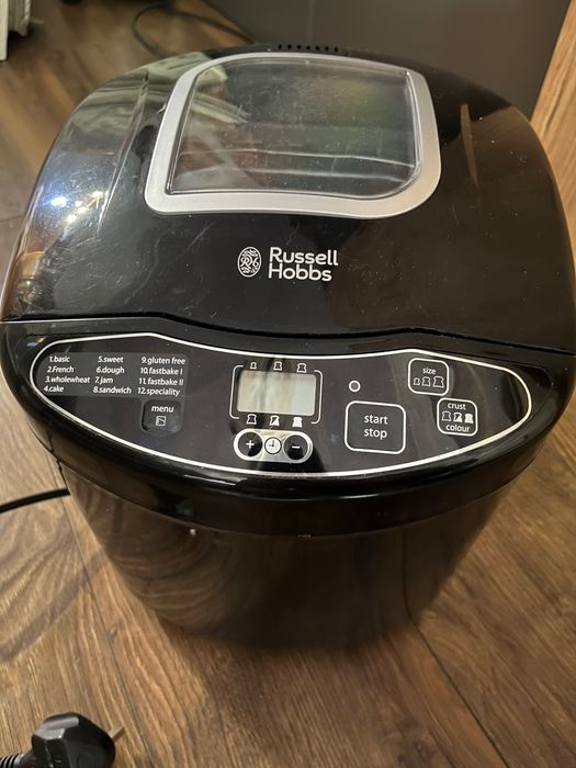 Хлібопіч Russel Hobbs