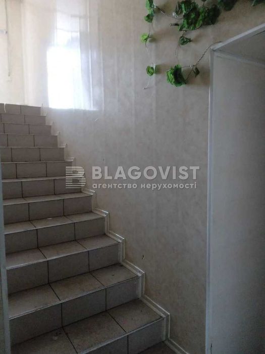 Продаж. Комерційне приміщення 127 м² | локація метро Шулявка