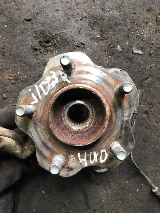 Ступиця маточина цапфа ступиці задні Nissan Qashqai J10 2WD 4WD