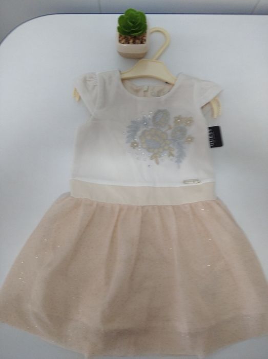 Vestido novo da Guess tamanho 2 anos