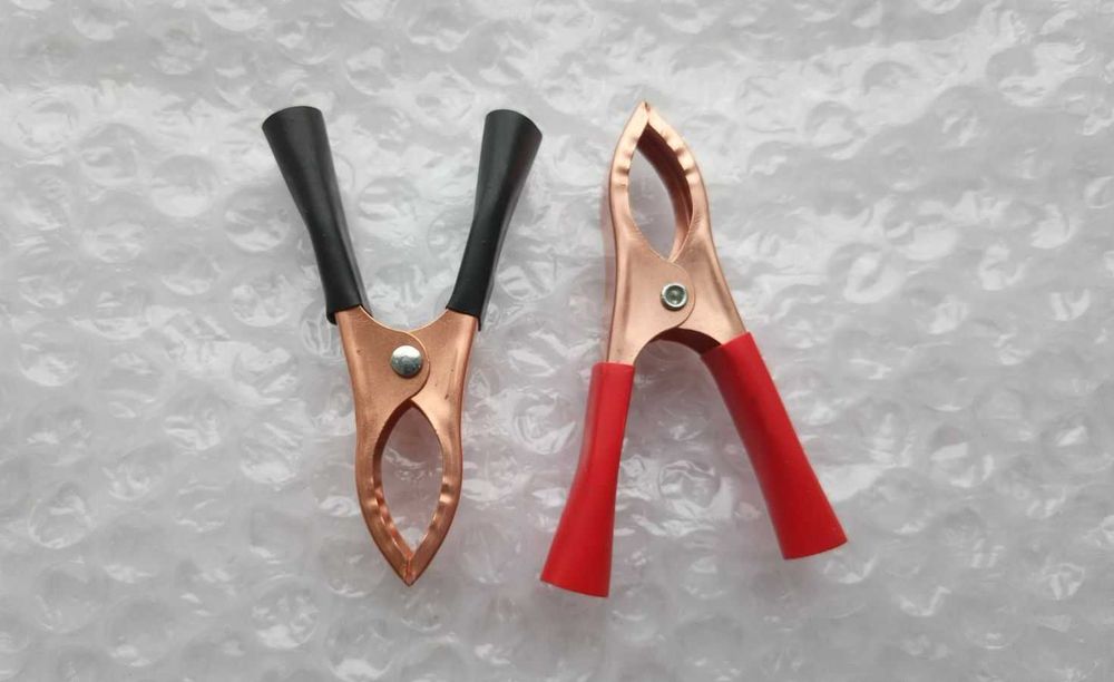 Комплект крокодилов клемм для свинцового аккумулятора на ток до 50 А