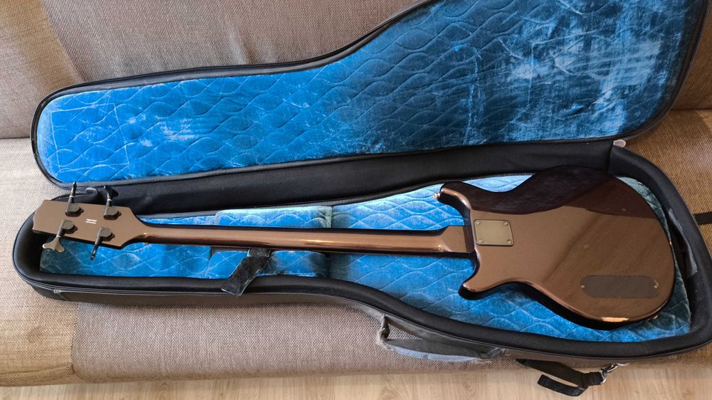 Na sprzedaż gitara basowa