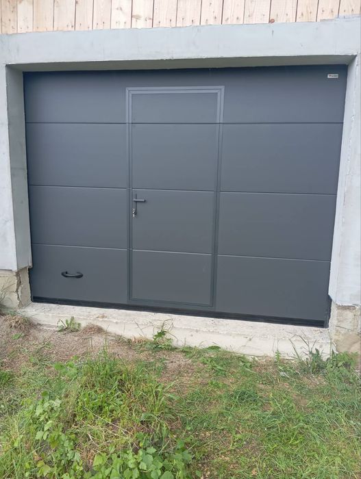 Гаражні ворота/ролети