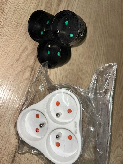 Rozgałęźnik , adapter 4 szt