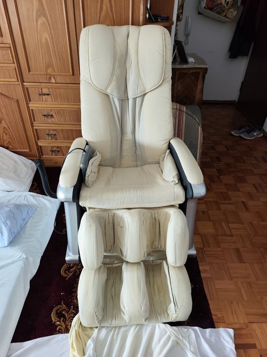 Cadeira Massagem RT-Z06 Deluxe