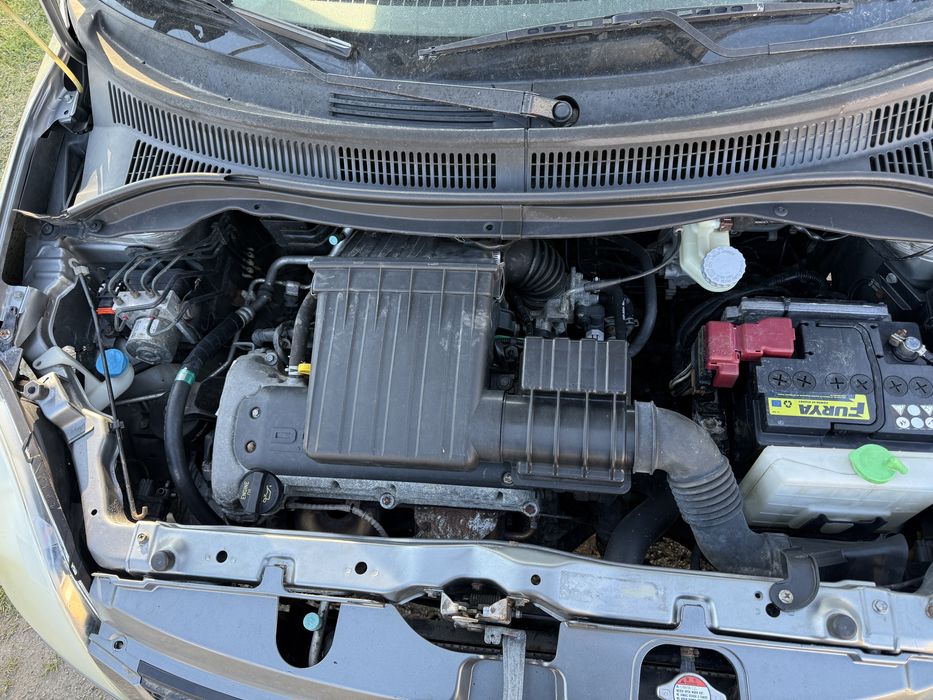 Suzuki Swift 1.3 2006r Klima