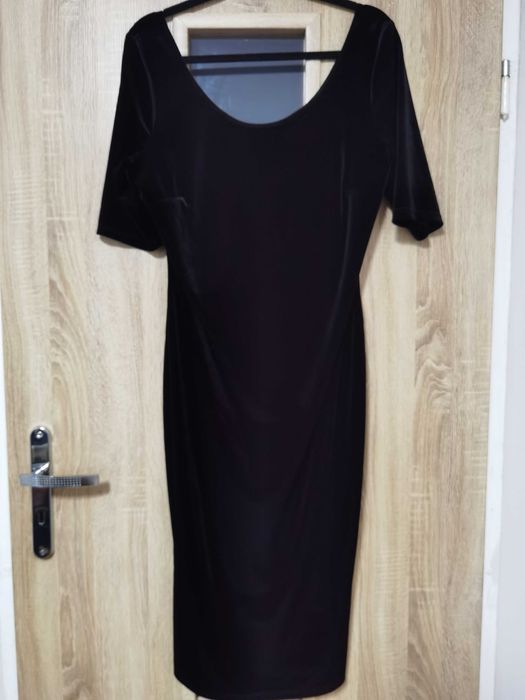 Czarna Sukienka Welurowa George XXL