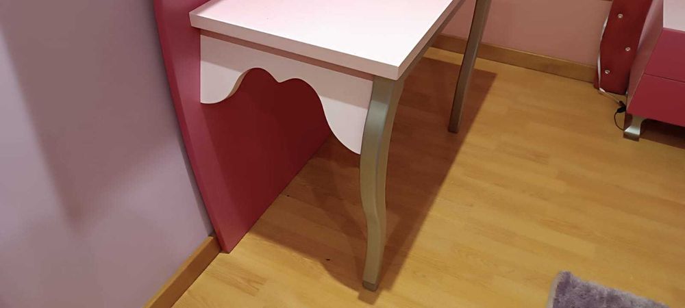 Quarto Completo de Menina – Como Novo