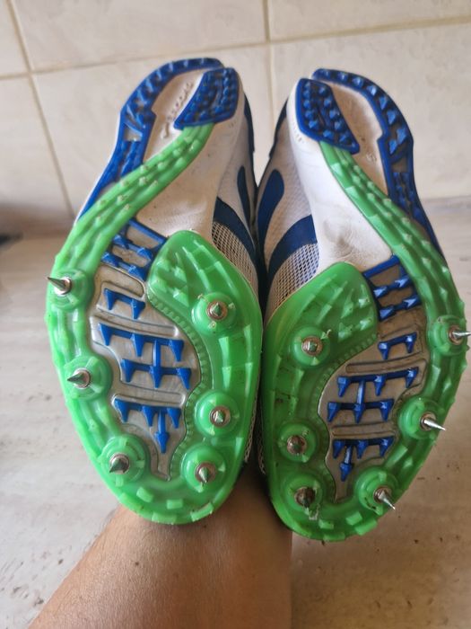 Buty lekkoatletyczne Brooks r 41