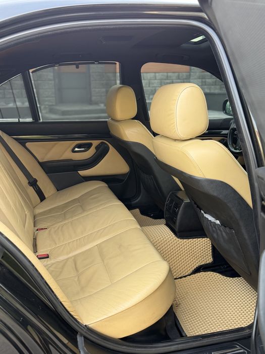 BMW E39 530д автомат