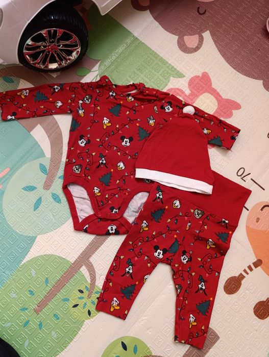 Одяг для дівчинки