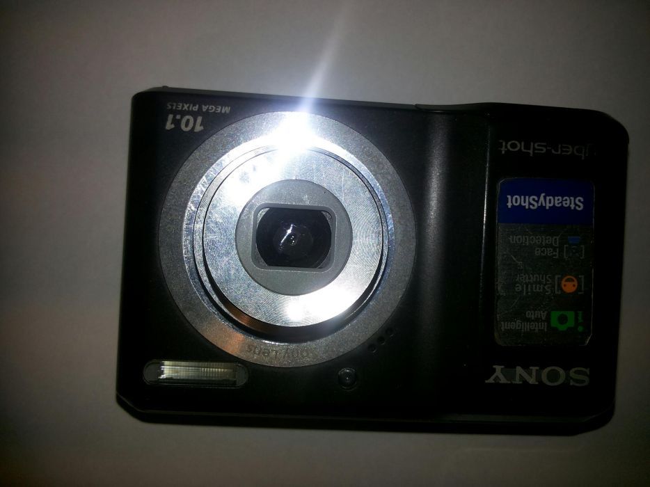 Фотоаппарат Sony Cyber-shot DSC-S2000