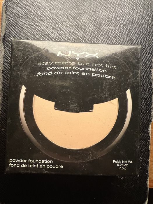 Nyx stay matt but not flat natural