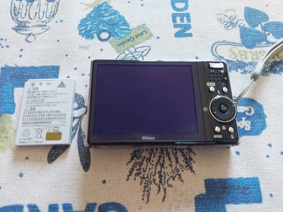 Nikon coolpix s25 ano 2008