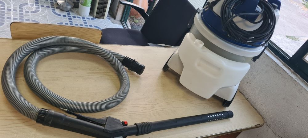 Aspirador multitarefas