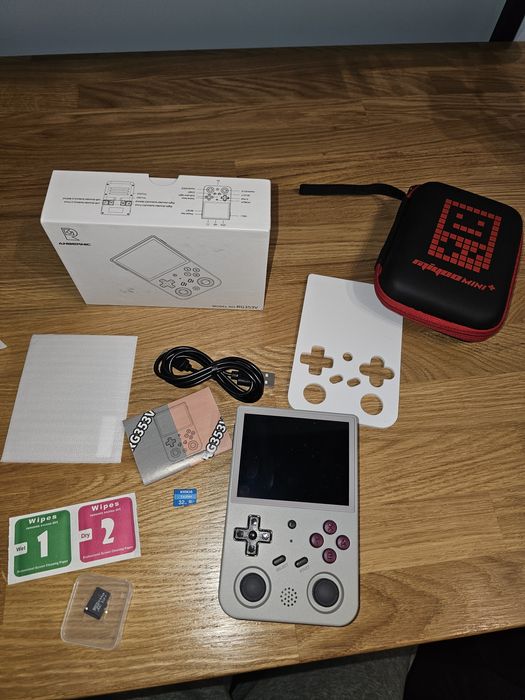 Nowy Anbernic RG353V RG 353 V Konsola Retro 10000 Gier 64GB