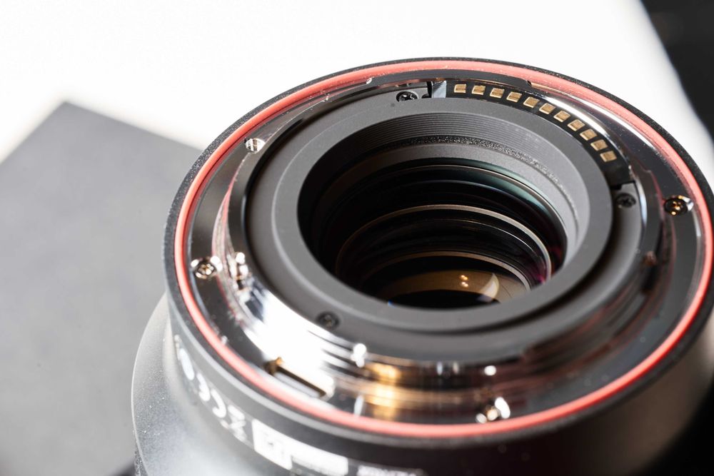 Obiektyw Viltrox 35mm f/1.2 LAB z mocowaniem Nikon Z.