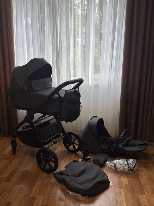 Продам  CARRELLO Omega + в гарному стані