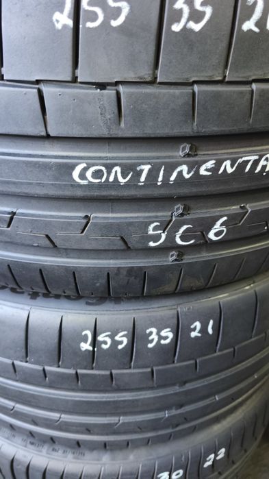 Pneus  255/35/21