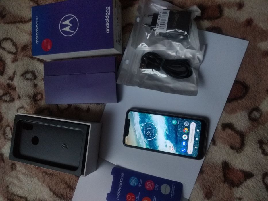 Telefon Motorola One 4/64Gb dual sim