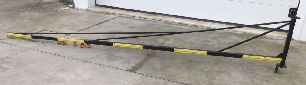 Bandeira / guincho  / estendar / grua