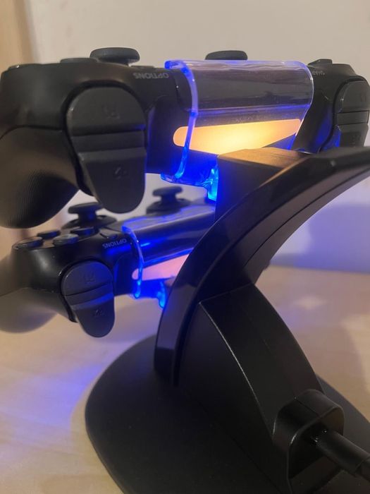 2 pady+ ładowarka do PS4